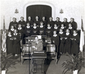 Dr. Johnson and Temple Choir - Open the larger file to read most of the names of the choir members.